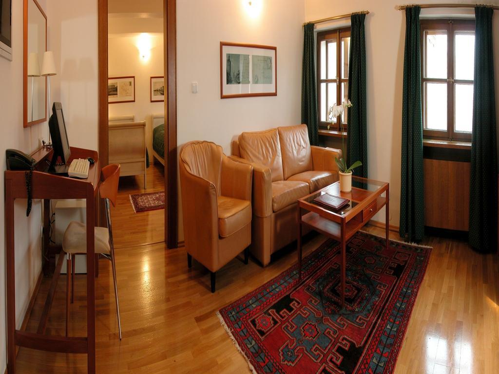 Rezidence Lundborg Hotel Прага Екстериор снимка