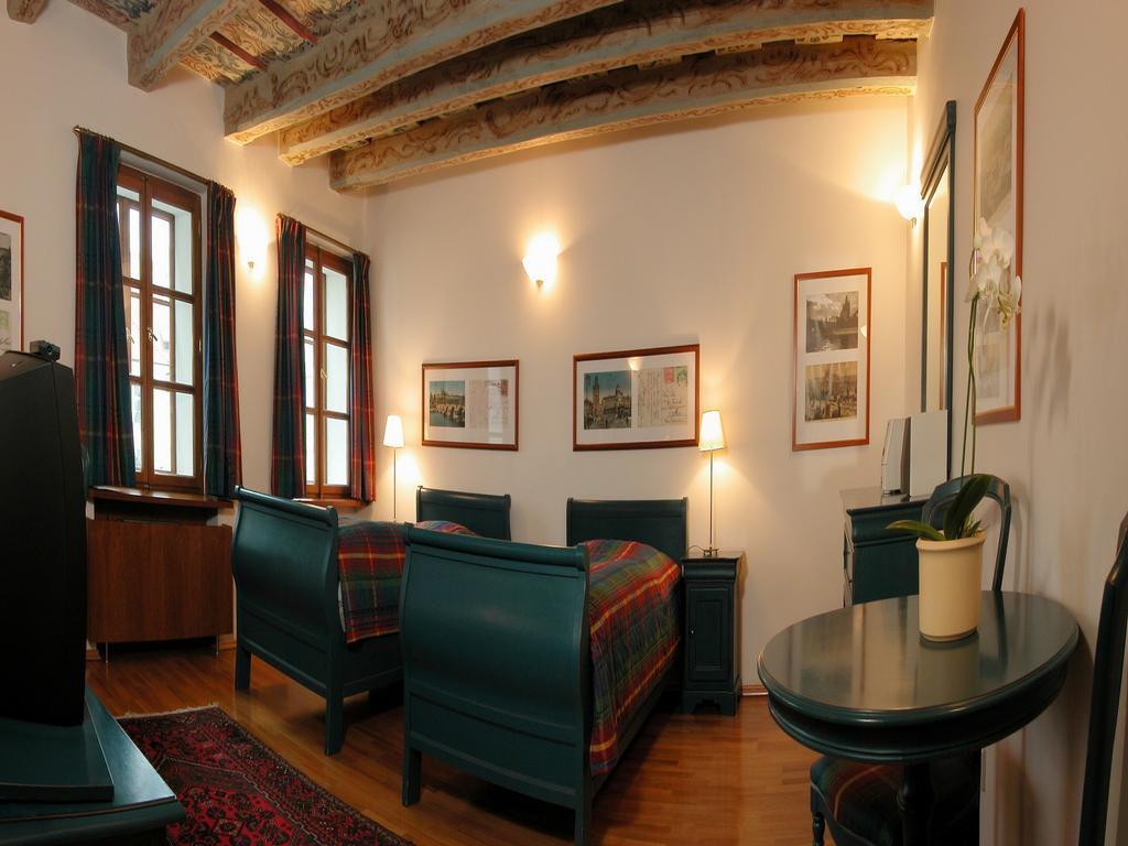 Rezidence Lundborg Hotel Прага Екстериор снимка