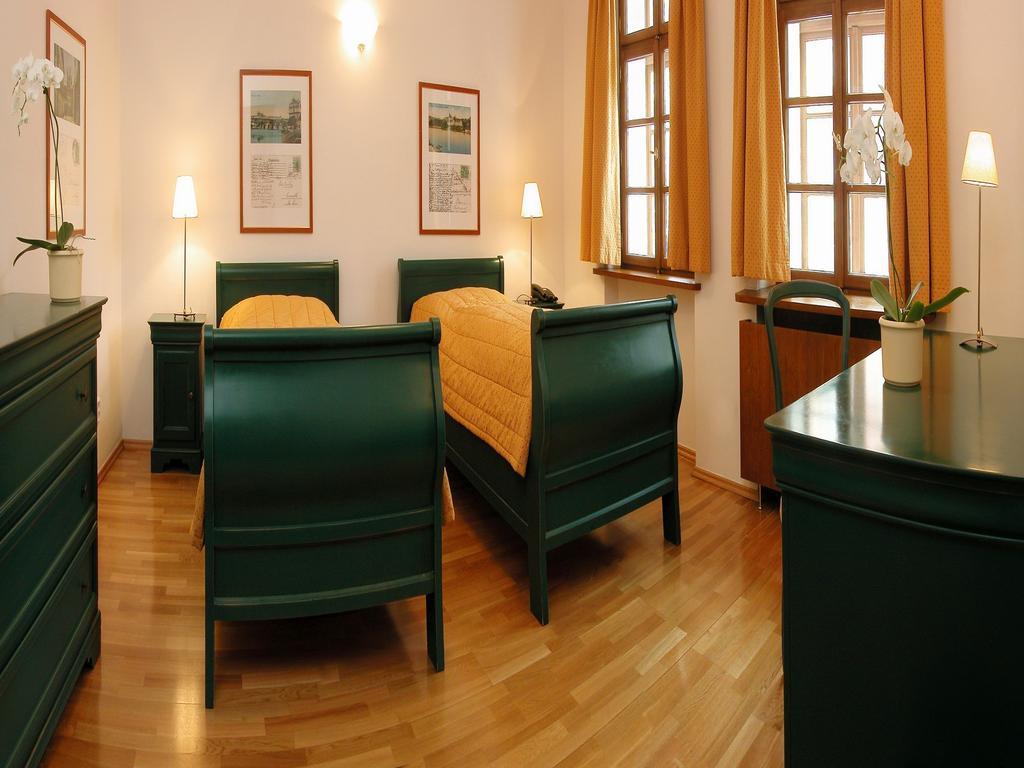 Rezidence Lundborg Hotel Прага Екстериор снимка