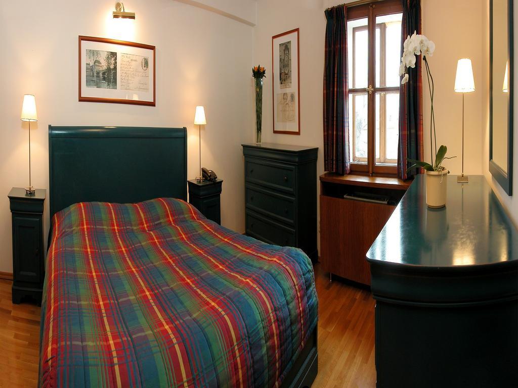 Rezidence Lundborg Hotel Прага Екстериор снимка