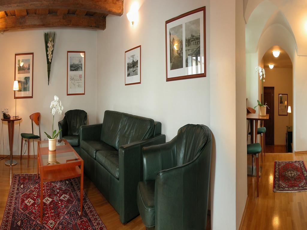 Rezidence Lundborg Hotel Прага Екстериор снимка